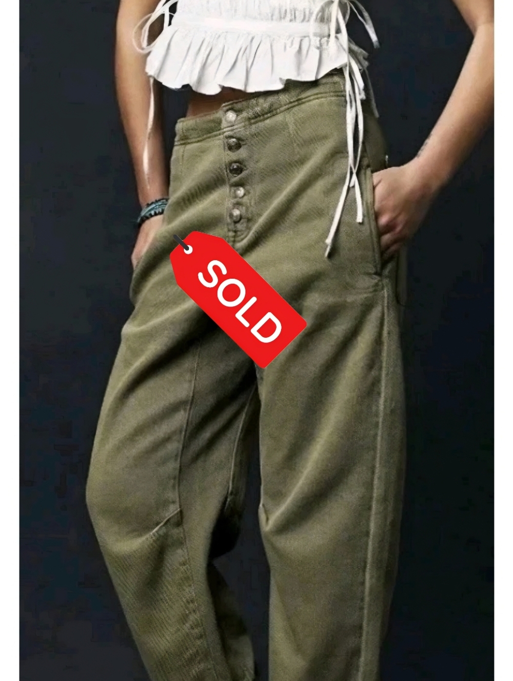 SOLD........We The Free Osaka Mid Rise Barrel Leg Loose Fit Trousers/Jeans 29